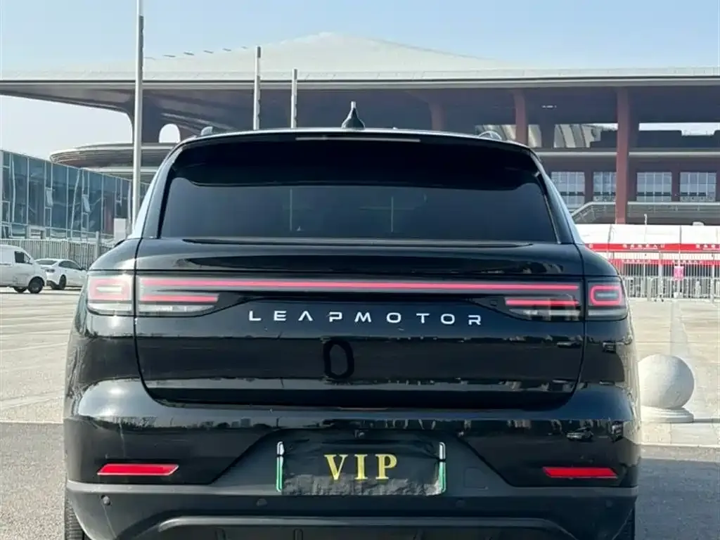 Leapmotor C11 — фото 7