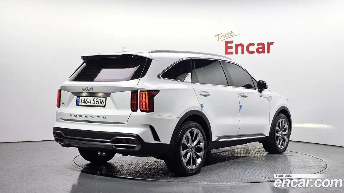 Kia Sorento — фото 9