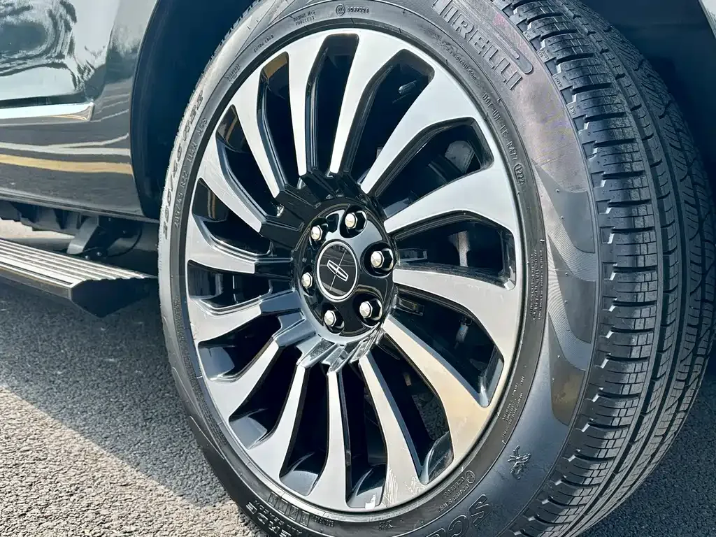 Lincoln Navigator 2022 из CN, фото 9