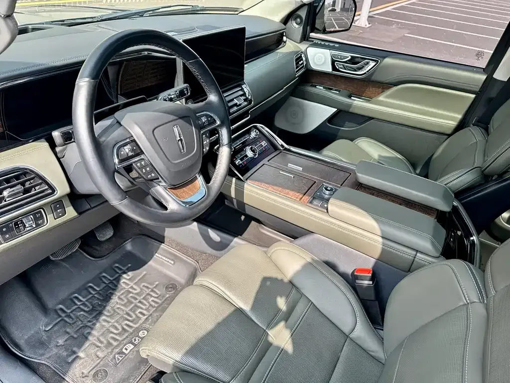 Lincoln Navigator 2022 из CN, фото 10