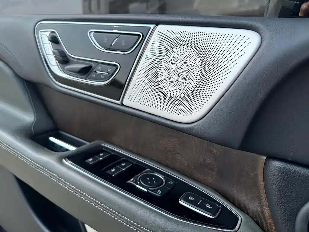 Lincoln Navigator 2022 из CN, фото 7