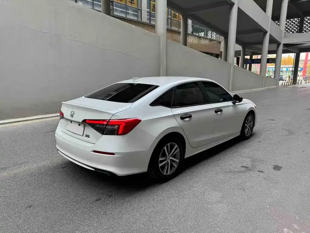 Honda Civic — фото 4
