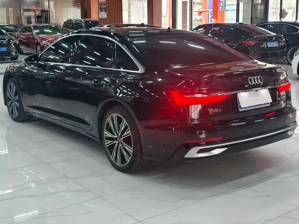 Audi A6L 2025 из CN, фото 3