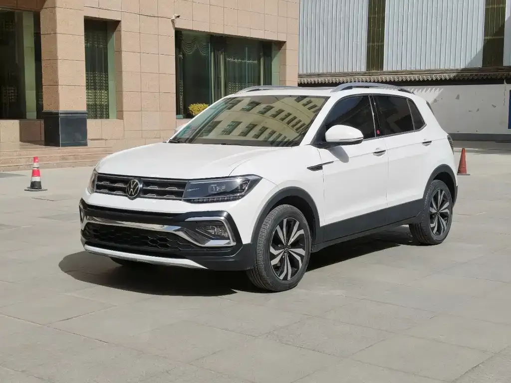 Volkswagen T-Cross — фото 1