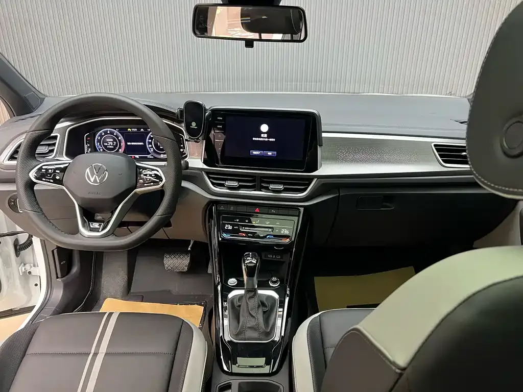 Volkswagen T-Roc 2023 из CN, фото 9