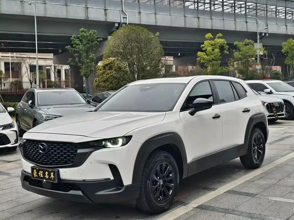 Mazda CX-50 2023 из CN, фото 1