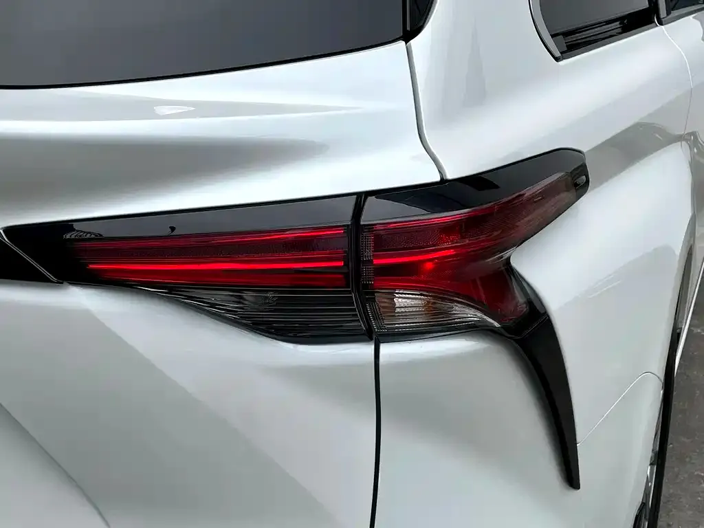 Toyota Sienna 2022 из CN, фото 10