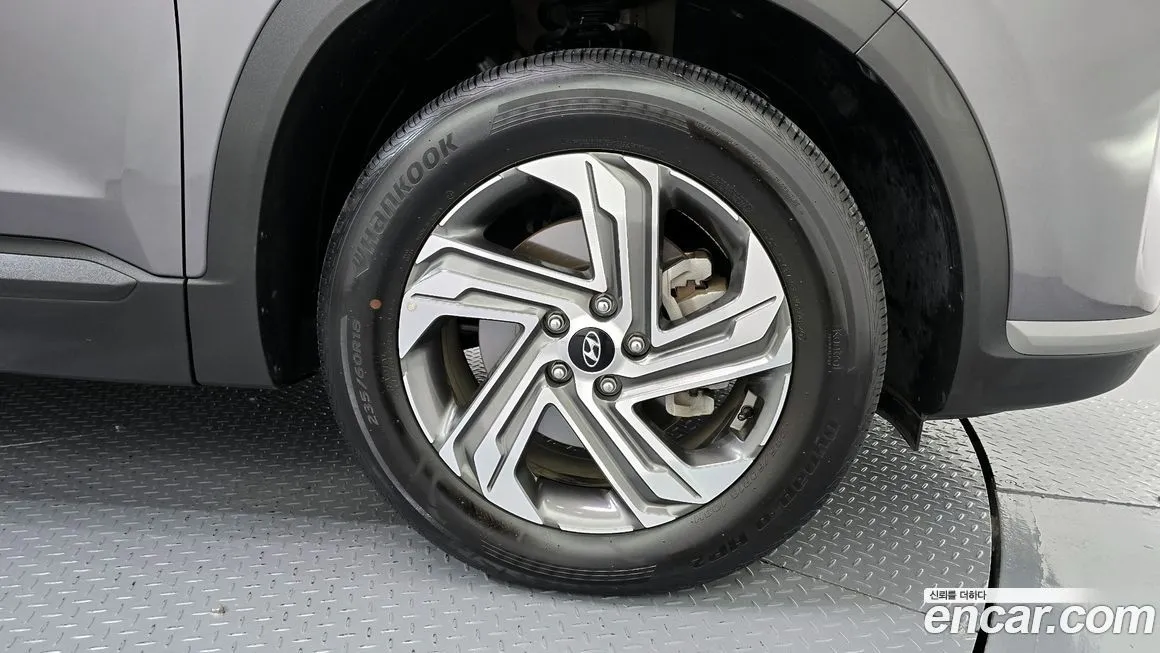 Hyundai Santafe — фото 4