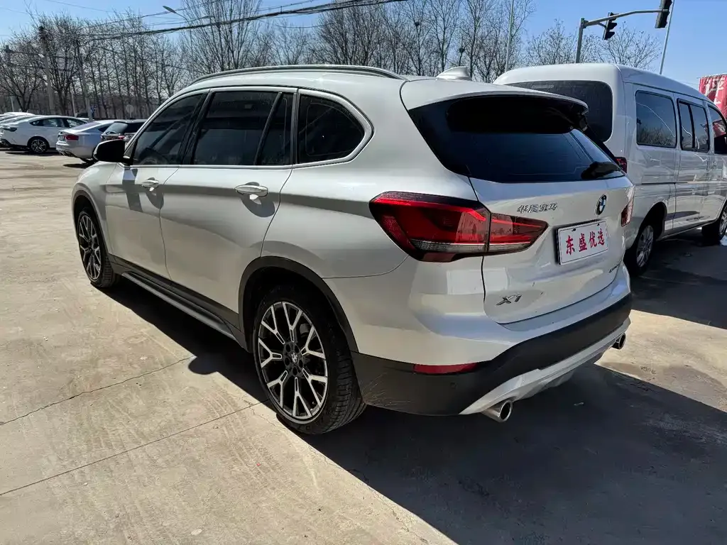 BMW X1 2021 из CN, фото 8