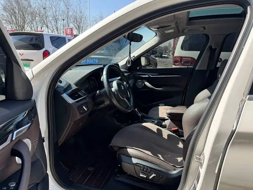 BMW X1 2021 из CN, фото 7