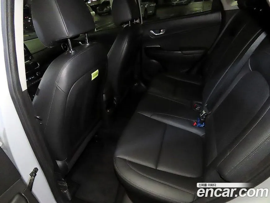 Hyundai Kona 2021 из KR, фото 8
