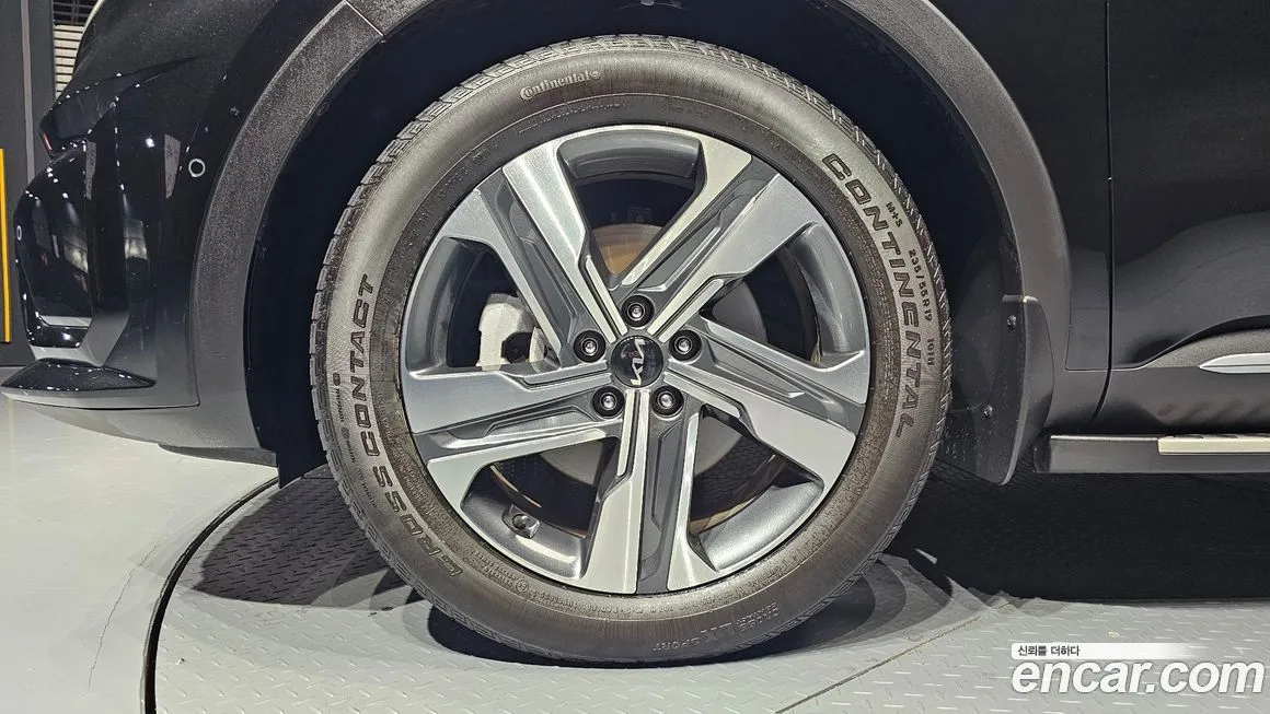 Kia Sorento — фото 3