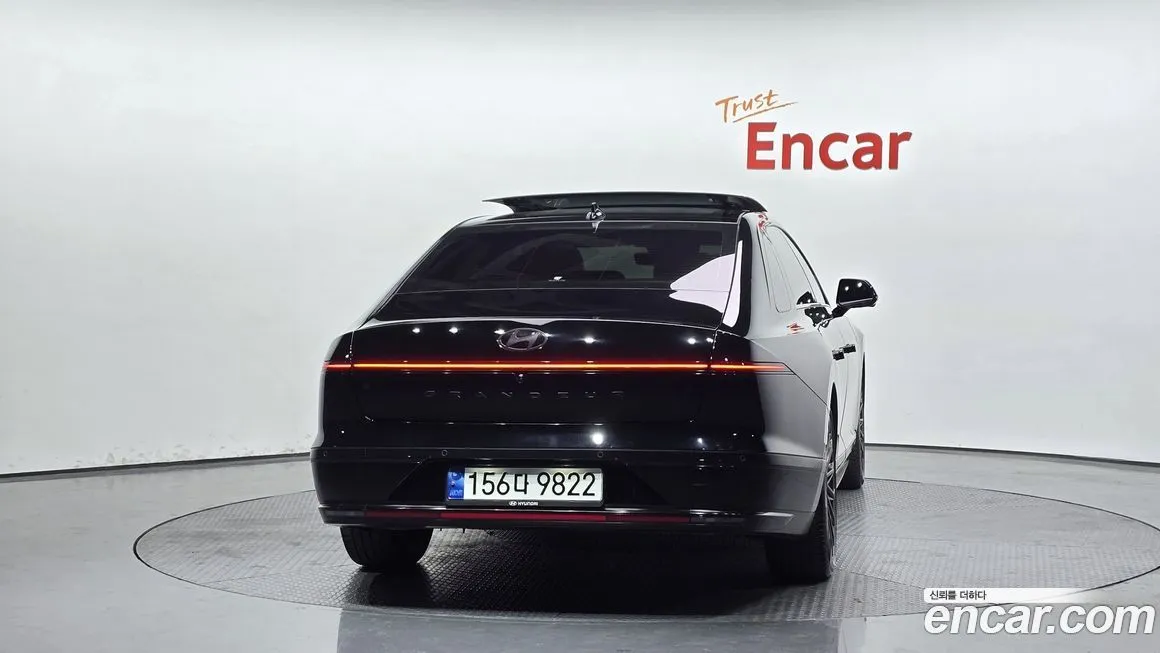Hyundai Grandeur 2023 из KR, фото 2