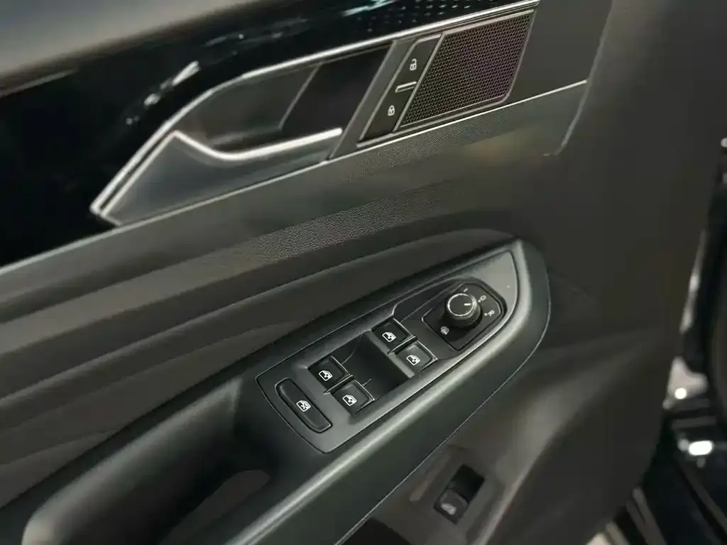 Volkswagen Passat — фото 3