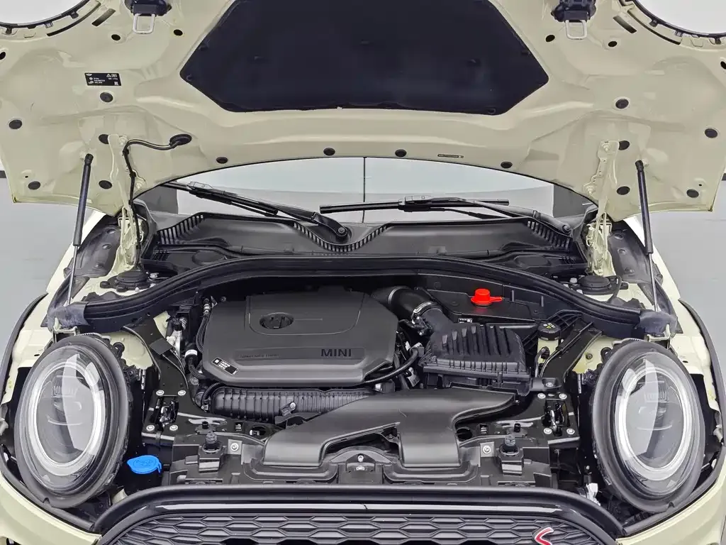 MINI Clubman 2023 из CN, фото 10