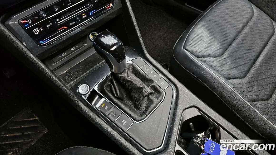 Volkswagen Tiguan — фото 10