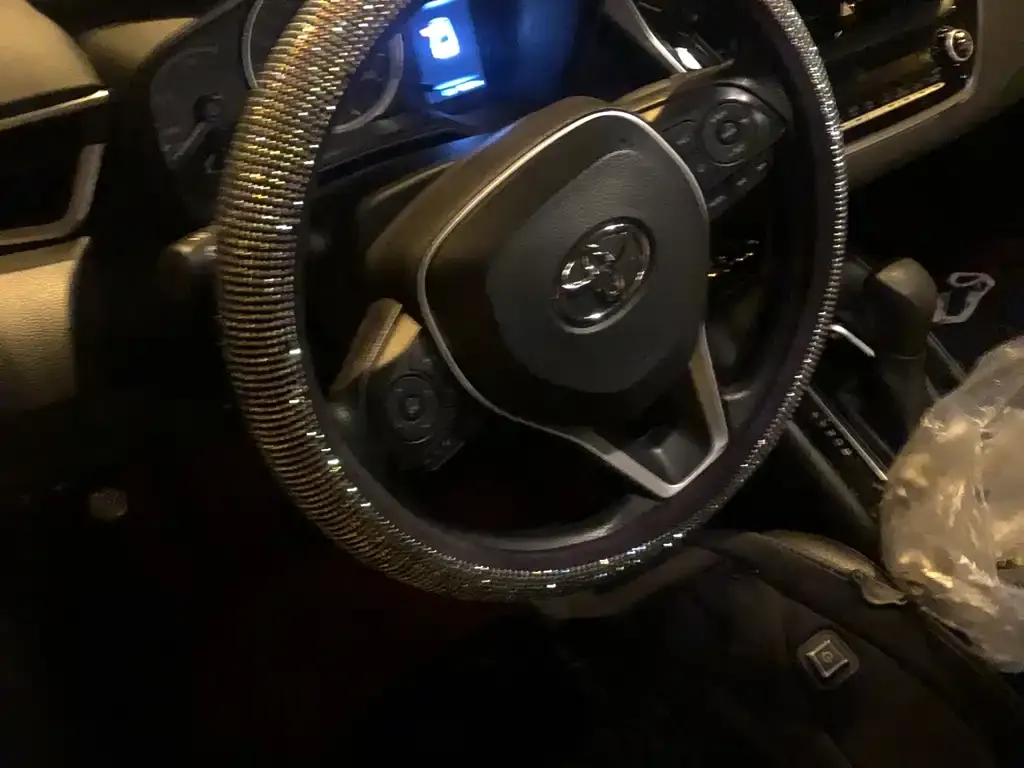 Toyota Corolla 2022 из CN, фото 2