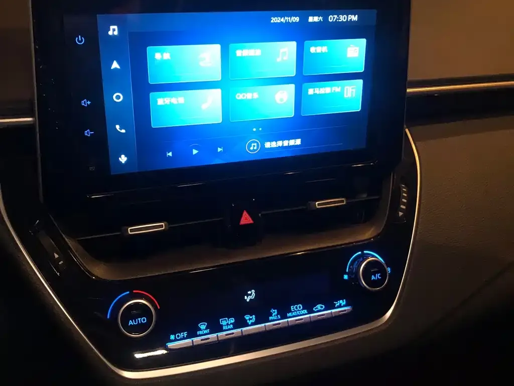 Toyota Corolla 2022 из CN, фото 3