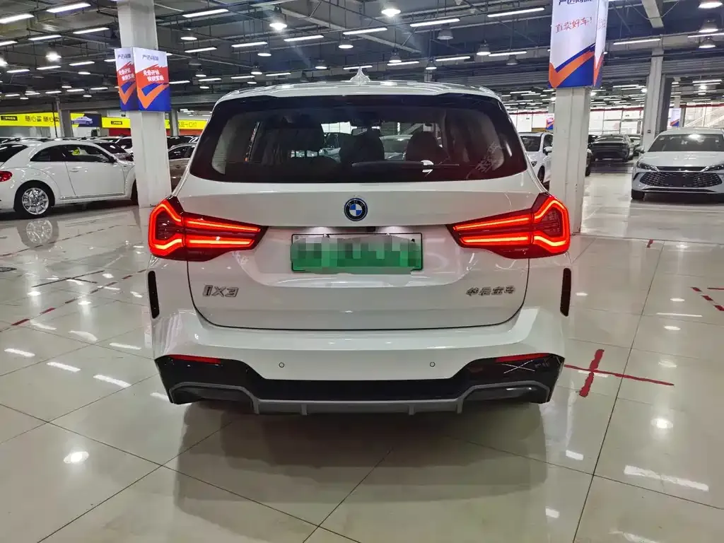 BMW iX3 2024 из CN, фото 4