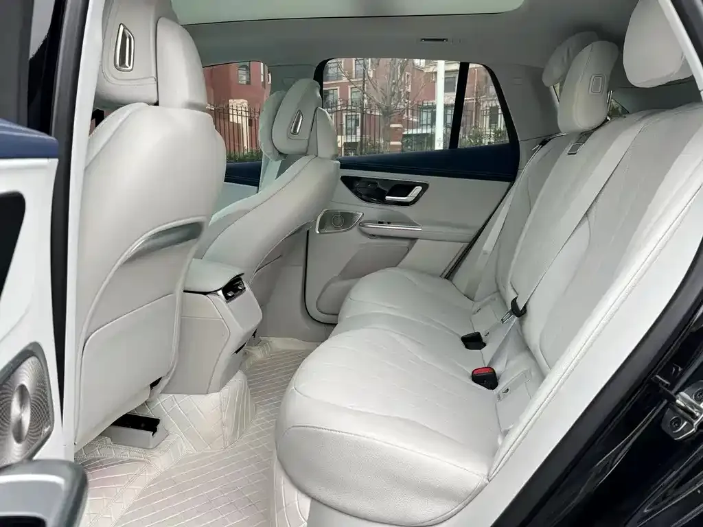 Mercedes-Benz EQE SUV 2024 из CN, фото 7