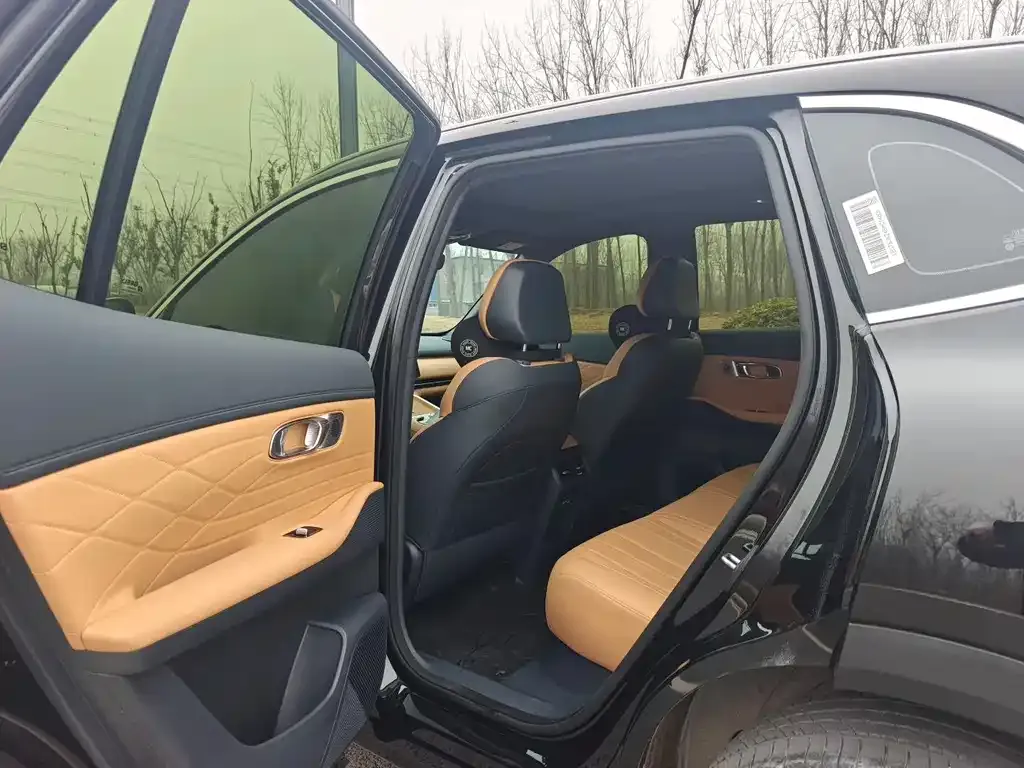 Geely Galaxy Xingjian 7 2025 из CN, фото 9