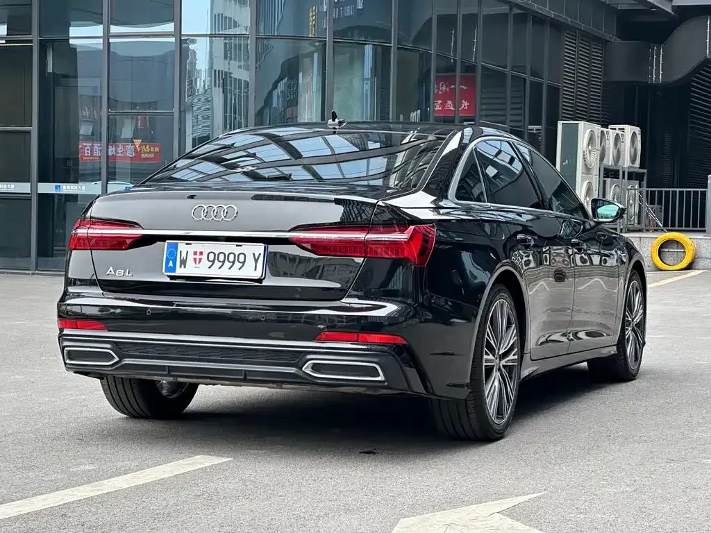 Audi A6L — фото 7