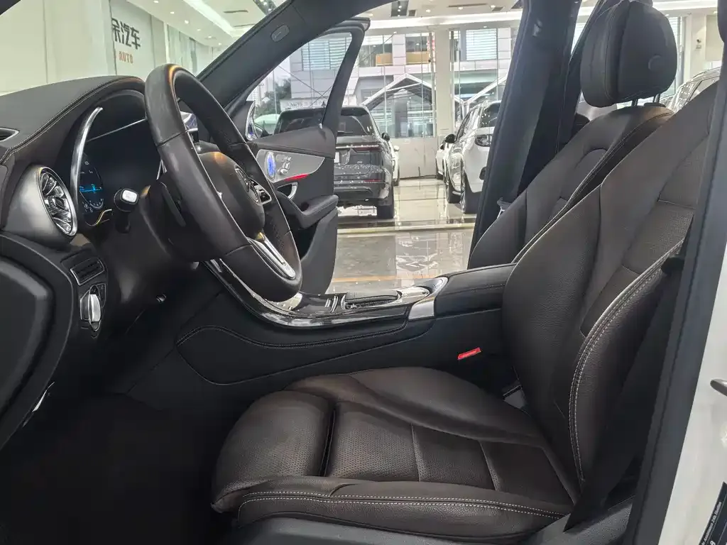 Mercedes-Benz GLC 2021 из CN, фото 2