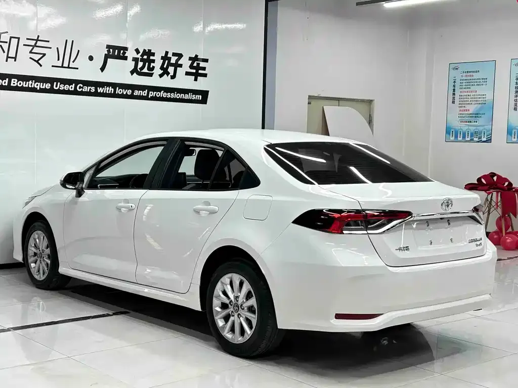 Toyota Corolla 2021 из CN, фото 4