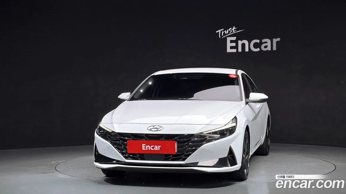 Hyundai AVANTE — фото 2