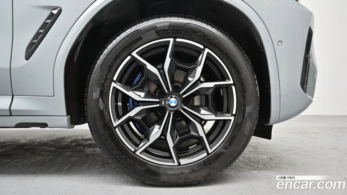 BMW X4 2024 из KR, фото 4