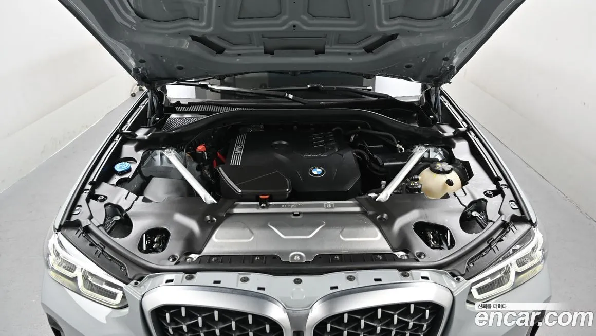 BMW X4 2024 из KR, фото 8