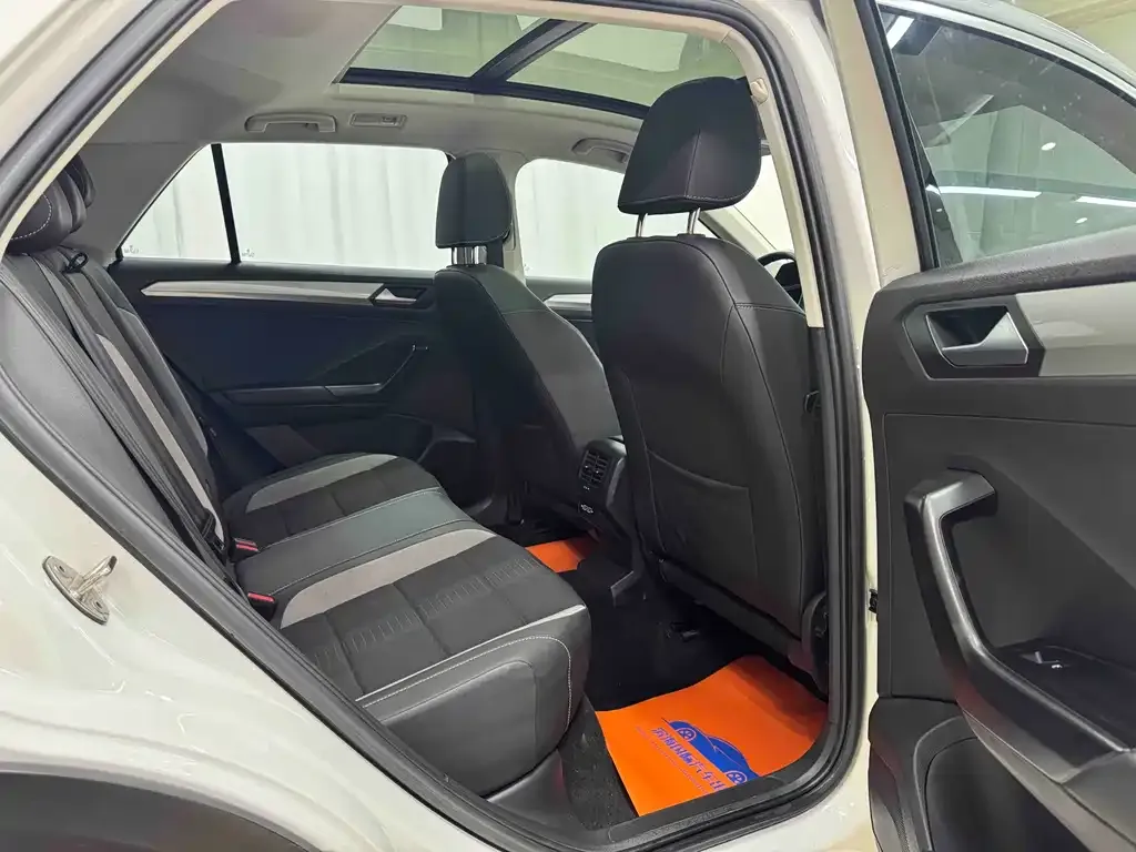 Volkswagen T-Roc 2022 из CN, фото 3
