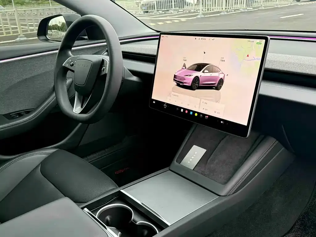 Tesla Model 3 — фото 2