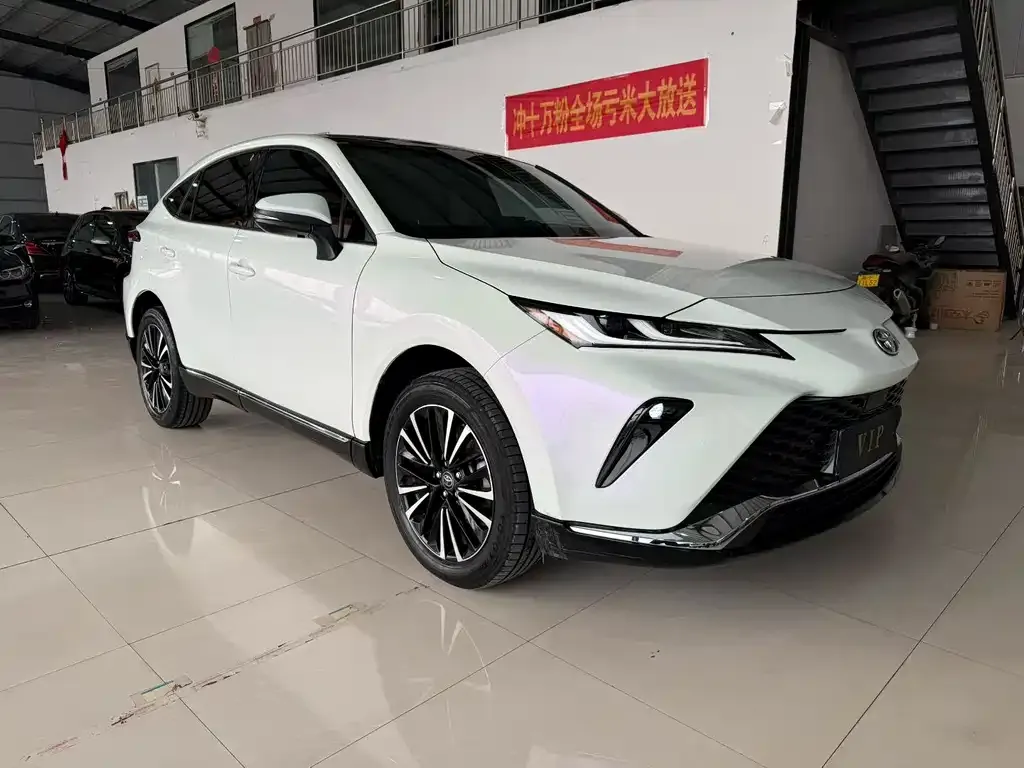 Toyota Venza 2023 из CN, фото 2