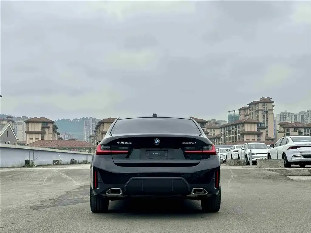 BMW 3 Series 2024 из CN, фото 4