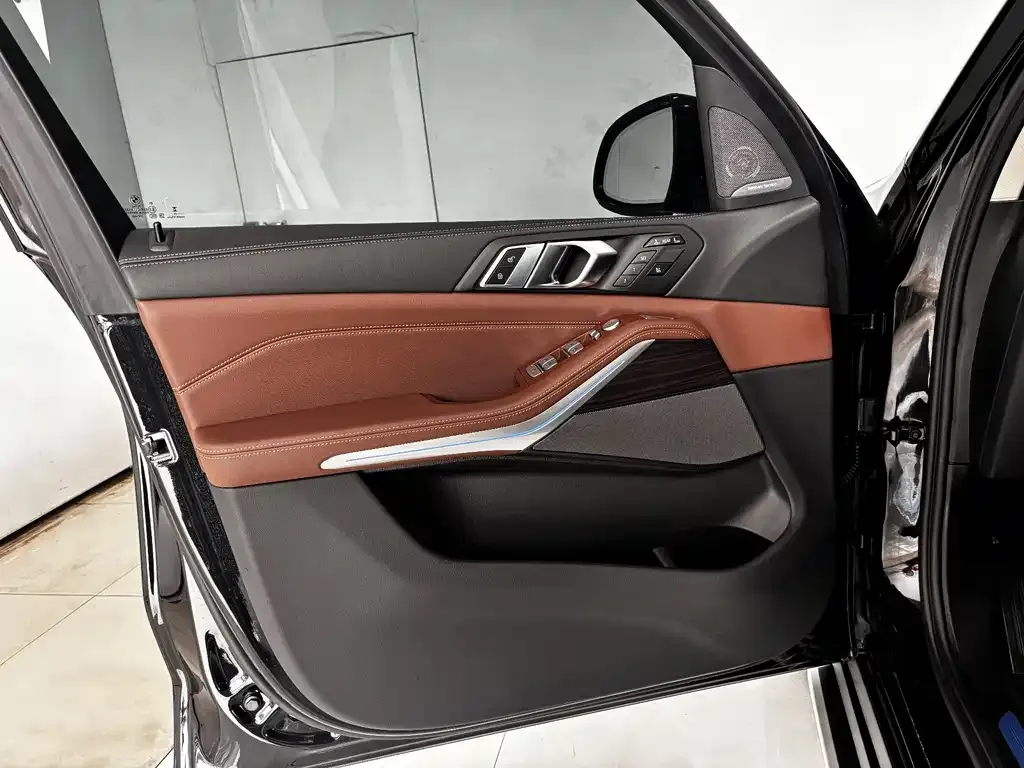 BMW X7 2023 из CN, фото 7