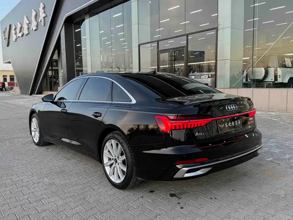 Audi A6L 2024 из CN, фото 5