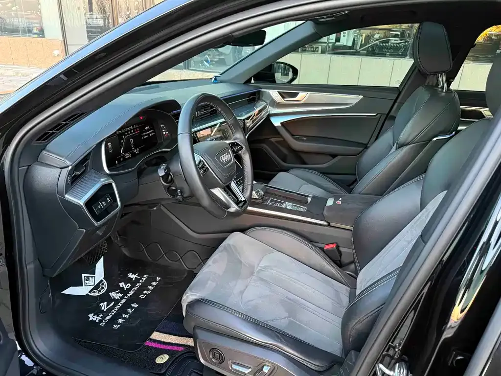 Audi A6L 2024 из CN, фото 8