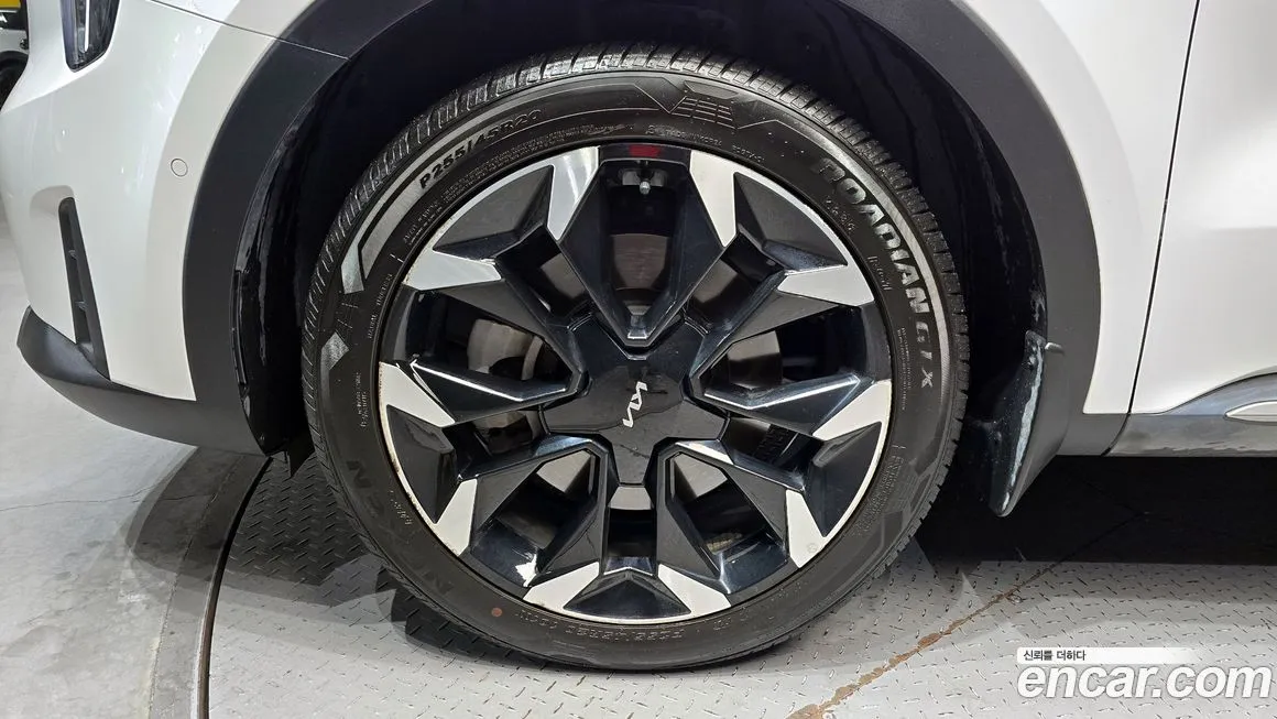 Kia Sorento — фото 7