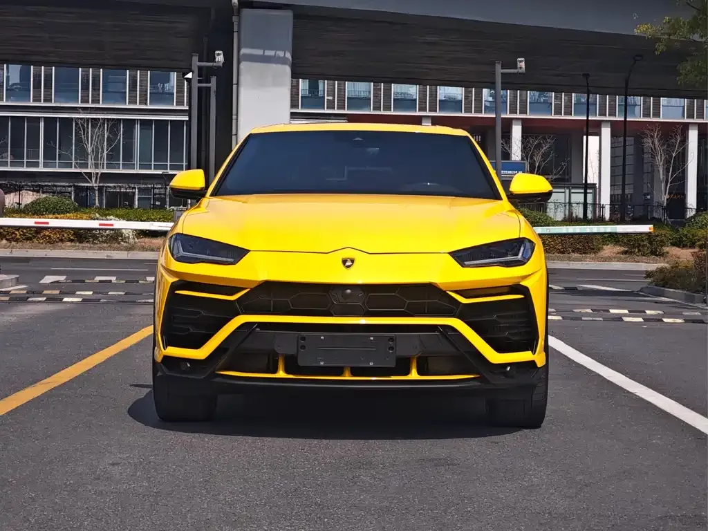 Lamborghini Urus 2022 из CN, фото 5