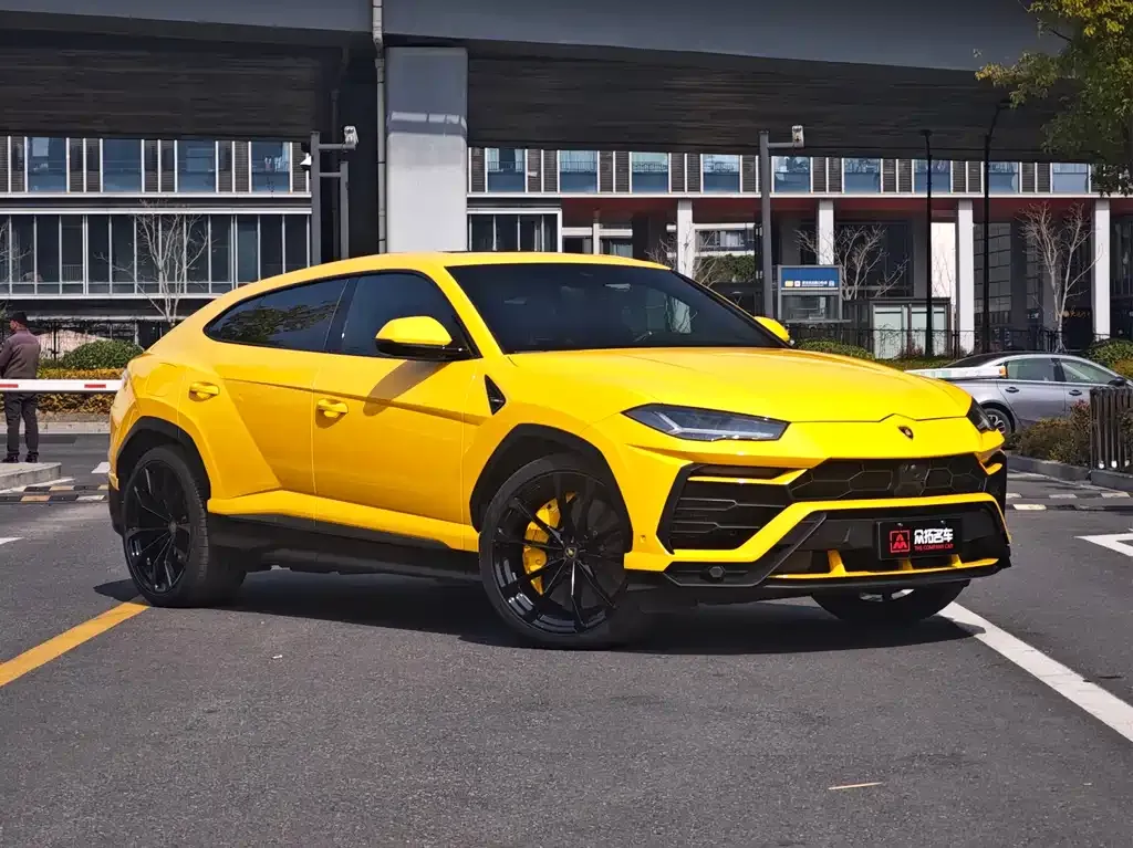 Lamborghini Urus 2022 из CN, фото 2