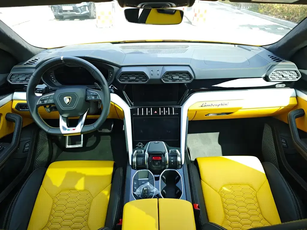 Lamborghini Urus 2022 из CN, фото 10