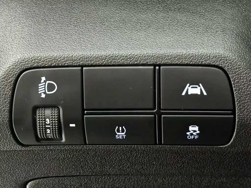 Hyundai Elantra 2022 из CN, фото 10
