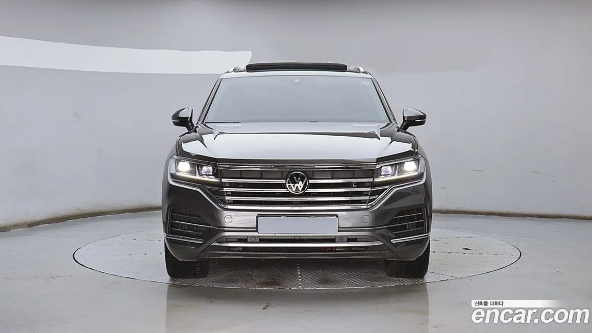 Volkswagen Touareg — фото 4