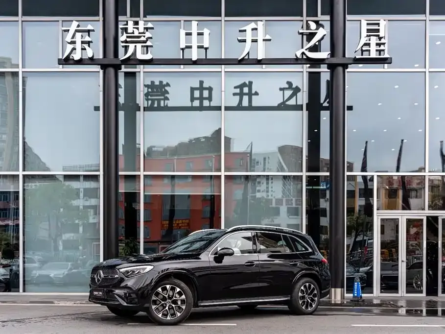 Mercedes-Benz GLC PHEV — фото 1