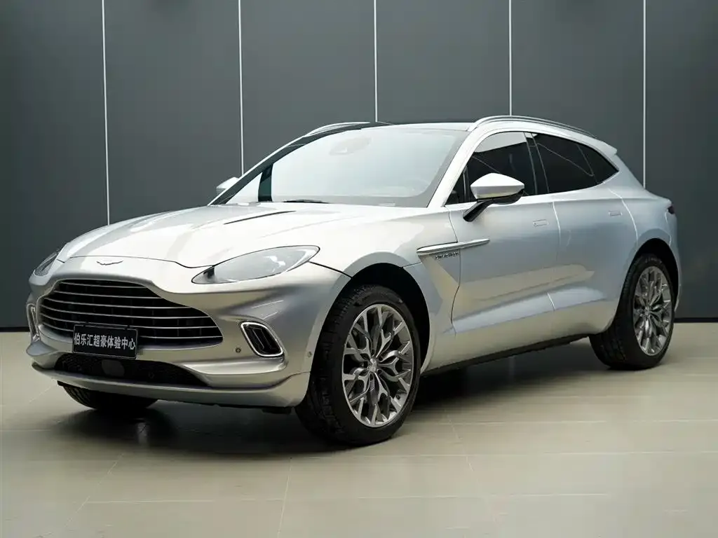 Aston Martin DBX — фото 7