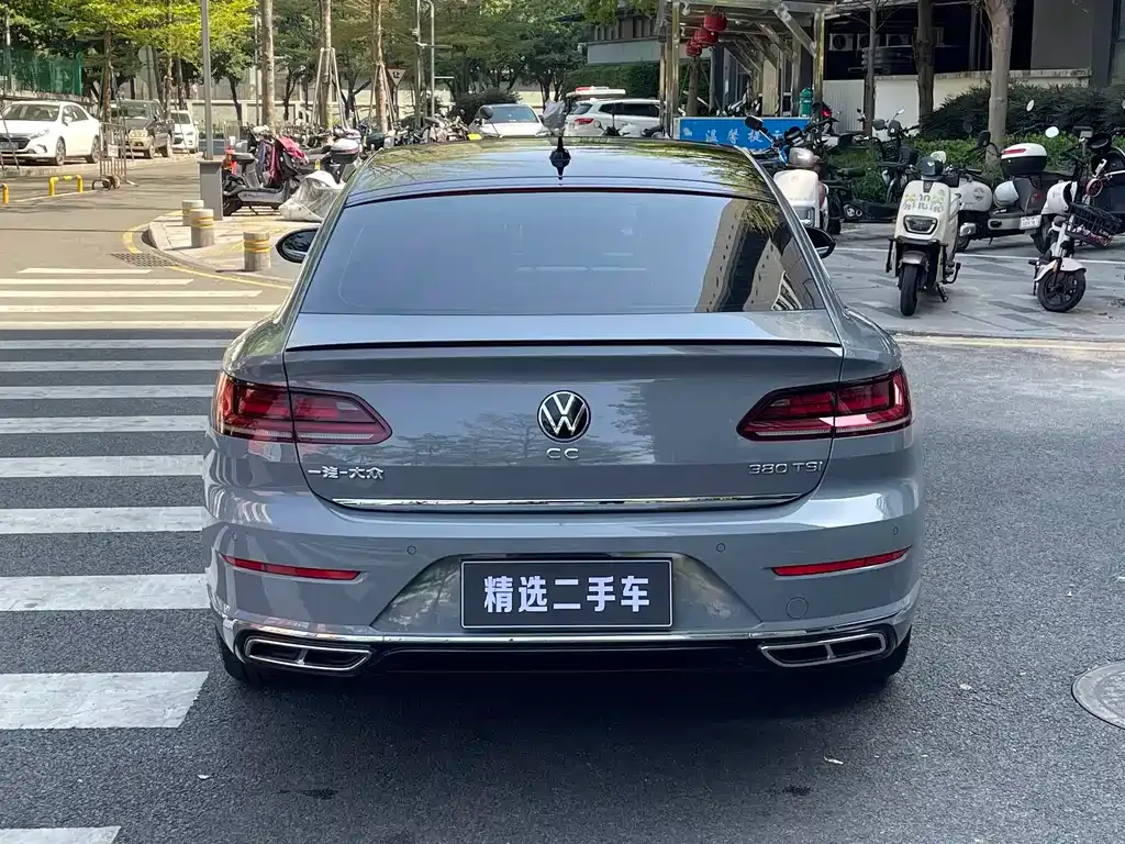Volkswagen CC 2023 из CN, фото 10