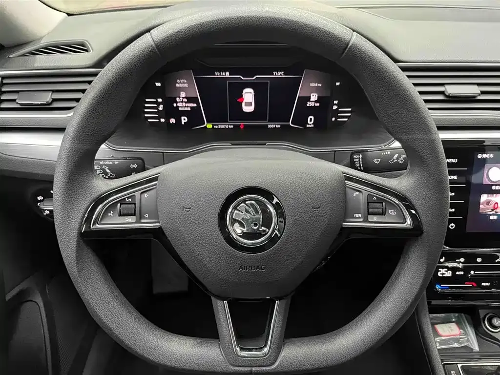 Skoda Superb 2024 из CN, фото 5