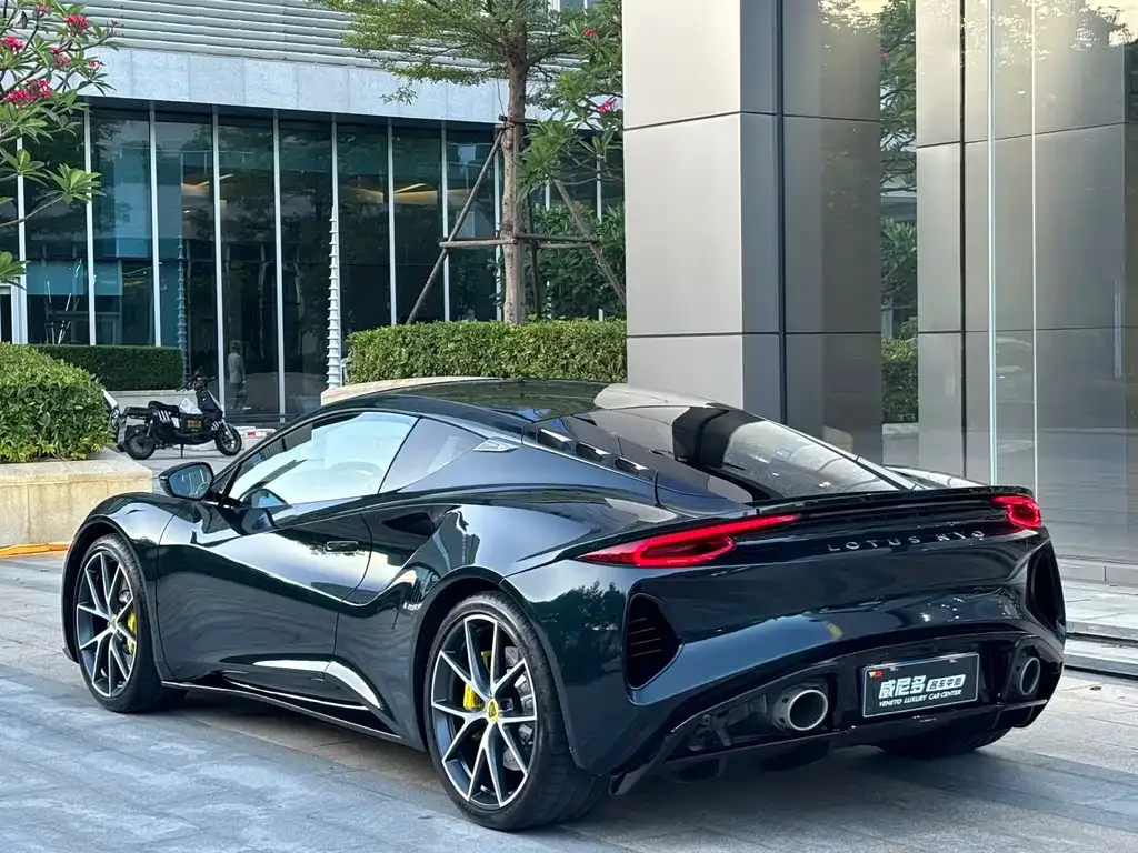 Lotus Emira 2023 из CN, фото 5