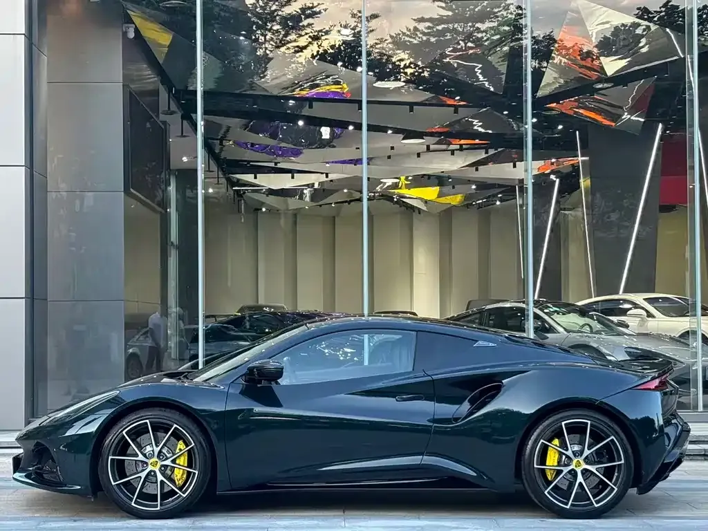 Lotus Emira 2023 из CN, фото 6